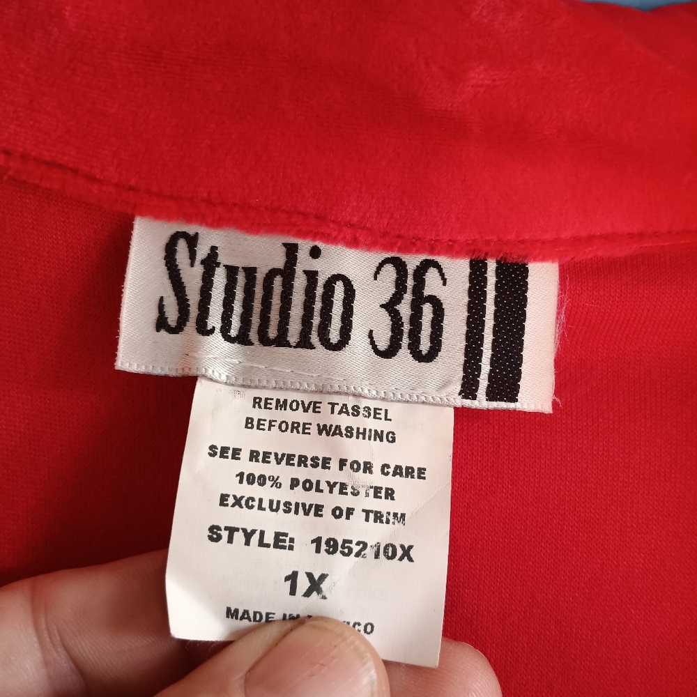 Red Long Zip-Front Robe with Tassel - Picture 3 of 3